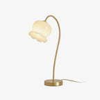 Floravyn – Flower-shaped Table Lamp with Natural Design