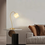 Floravyn – Flower-shaped Table Lamp with Natural Design