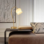 Floravyn – Flower-shaped Table Lamp with Natural Design