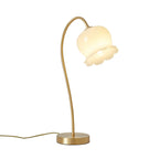 Floravyn – Flower-shaped Table Lamp with Natural Design