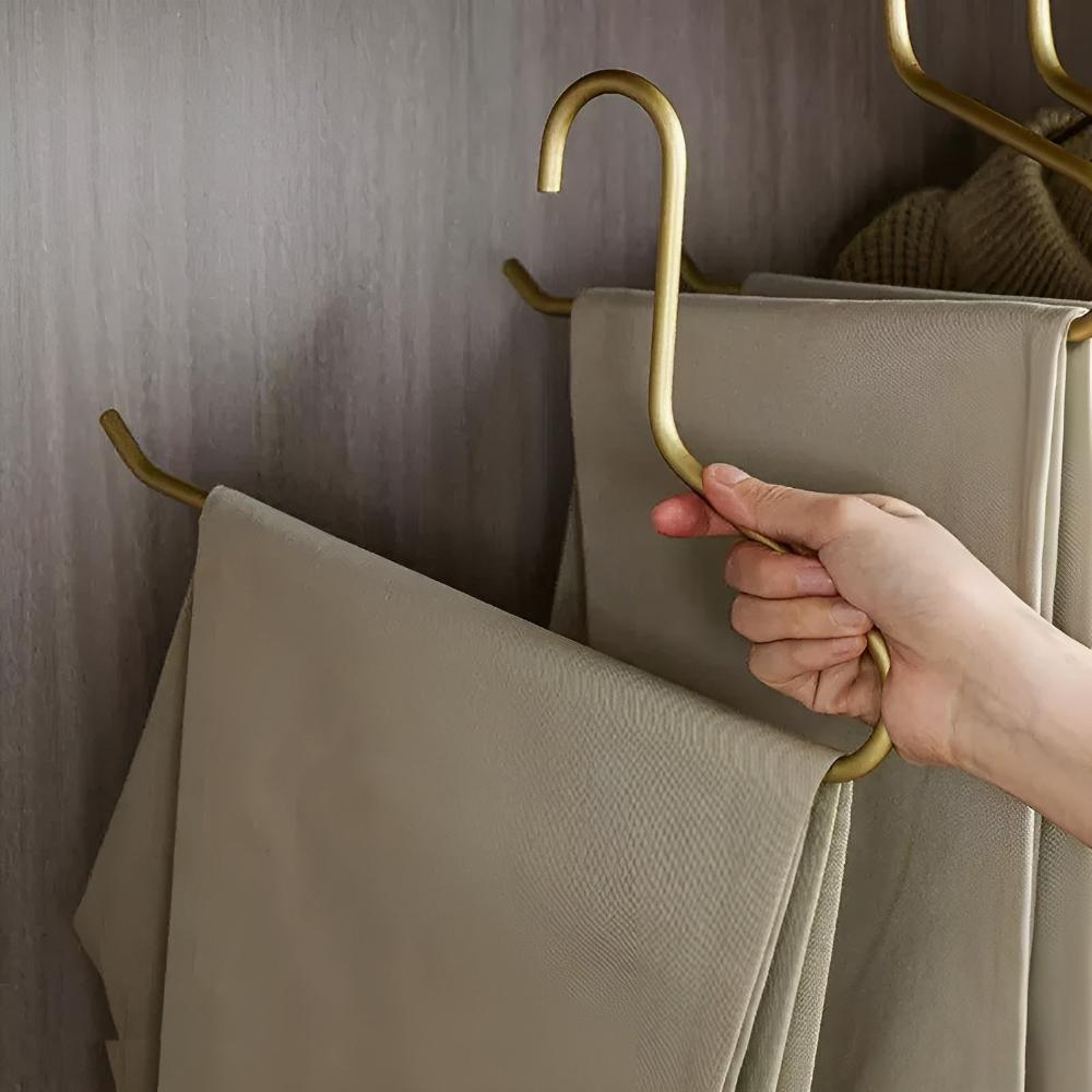 OrdnungSlim: Metal Hangers in Minimalist Design – Robust, Space-Saving & Versatile for Clothing (Set of 5)