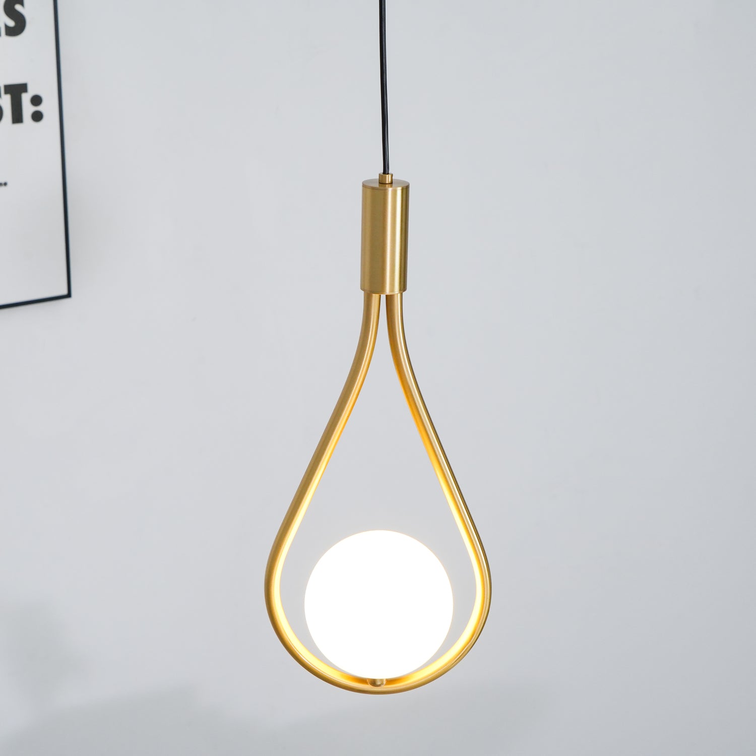 Selvione – Ceiling lamp with Pearl cluster and Elegant light structure