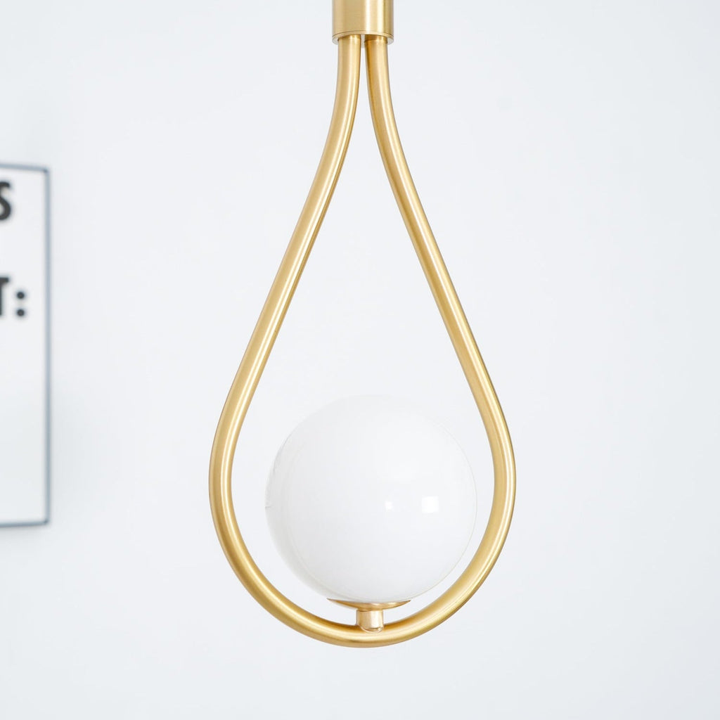 Selvione – Ceiling lamp with Pearl cluster and Elegant light structure