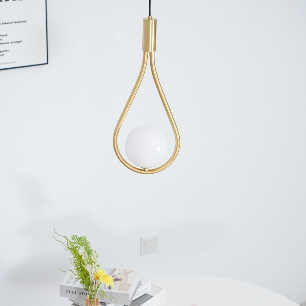 Selvione – Ceiling lamp with Pearl cluster and Elegant light structure