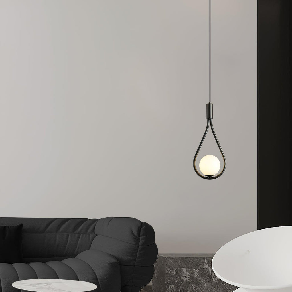 Selvione – Ceiling lamp with Pearl cluster and Elegant light structure