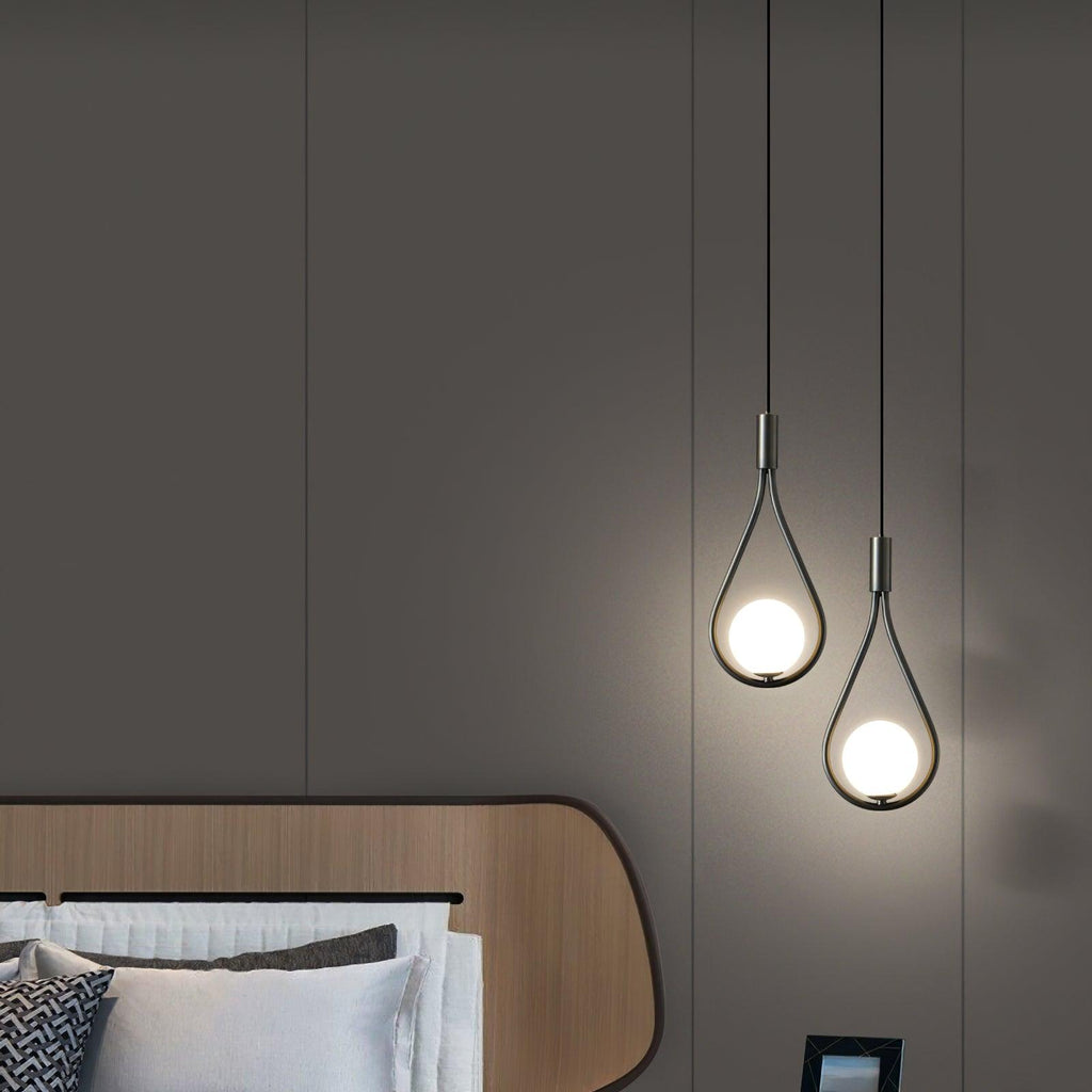 Selvione – Ceiling lamp with Pearl cluster and Elegant light structure