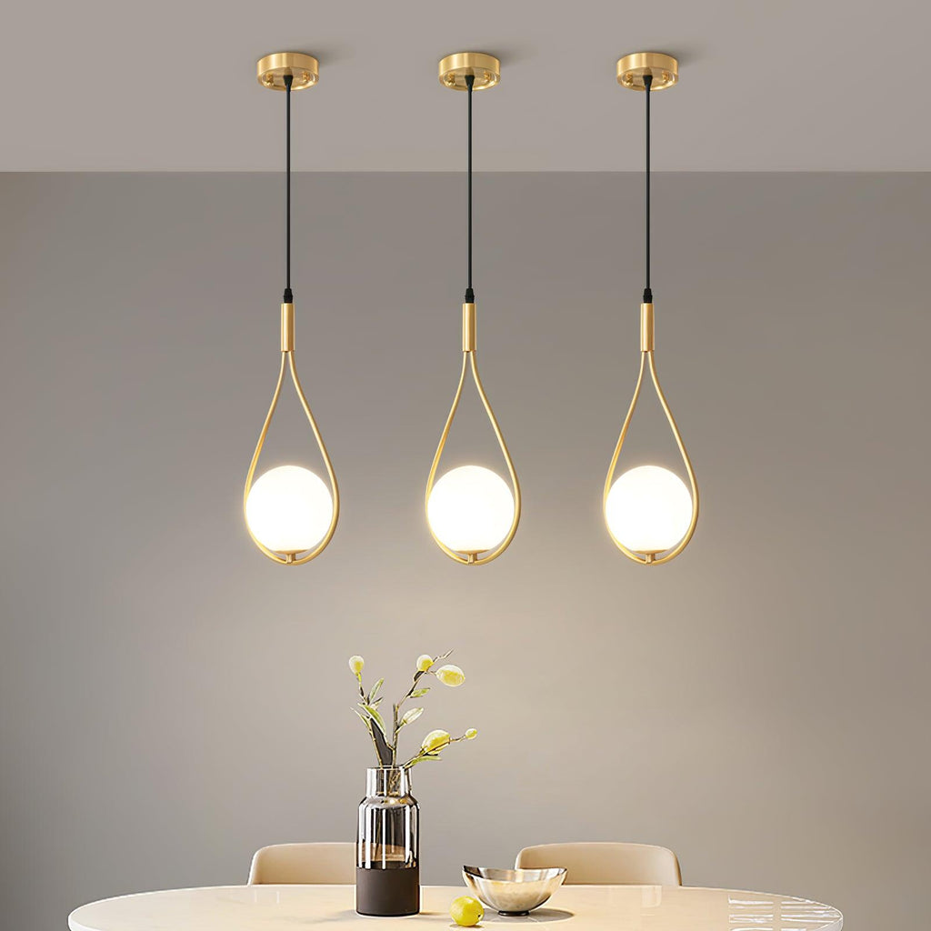 Selvione – Ceiling lamp with Pearl cluster and Elegant light structure
