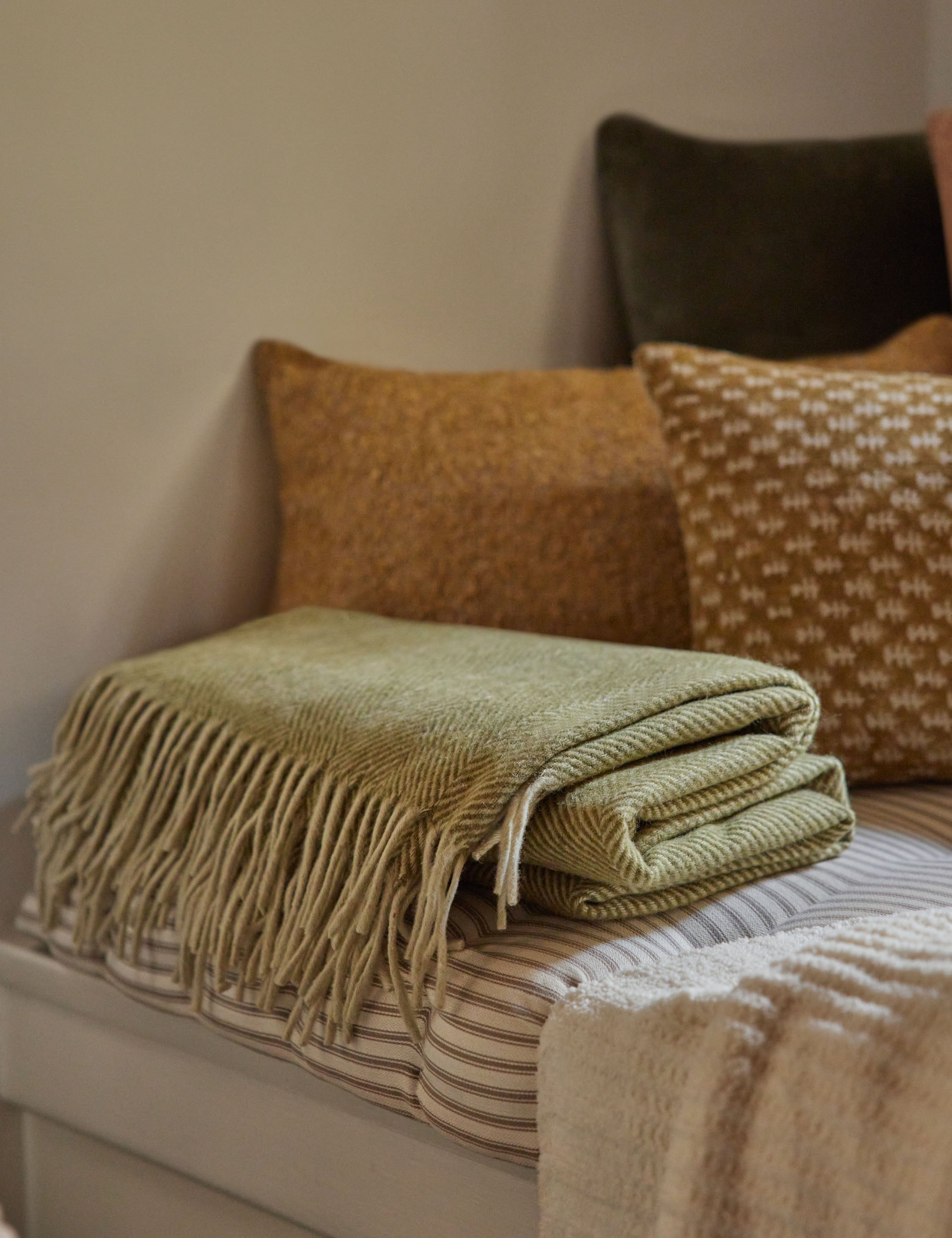 Bello Recycled Wool Throw | Soft, Durable Twill Weave