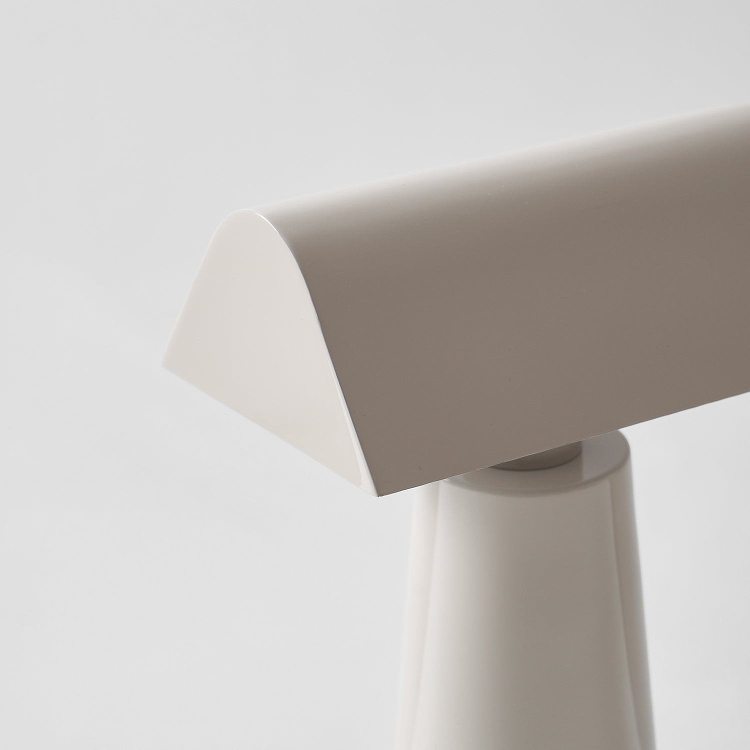 Caret Cordless Table Lamp with Pyramid Top