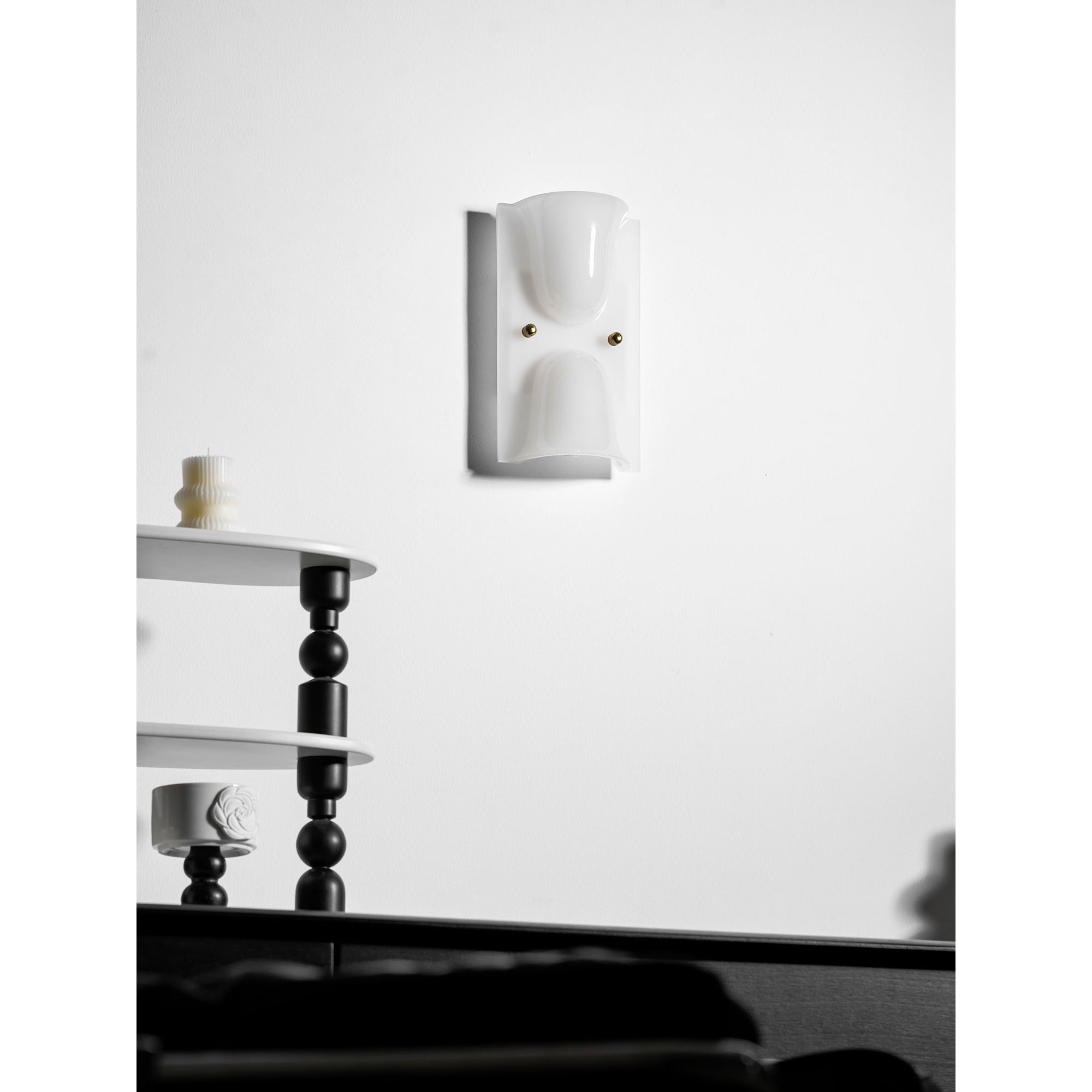 Mollo Folded Resin Wall Sconce