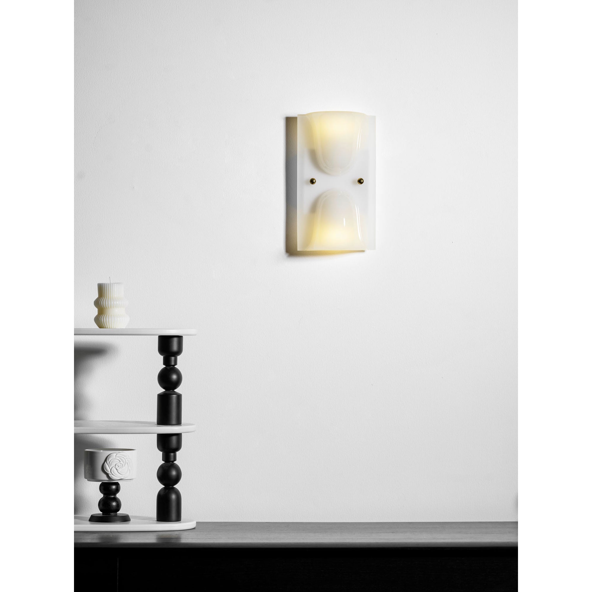 Mollo Folded Resin Wall Sconce