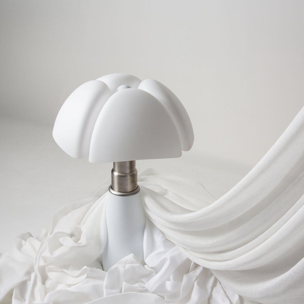 Mini Domed Cordless Table Lamp