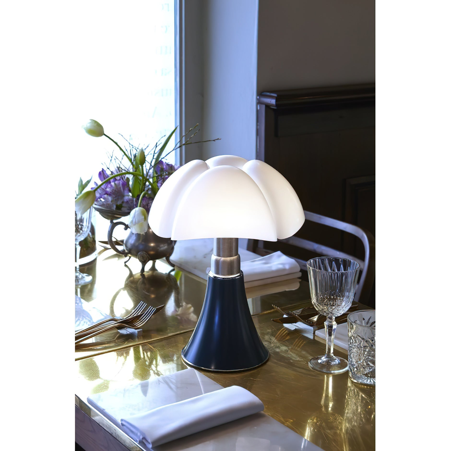 Mini Domed Cordless Table Lamp