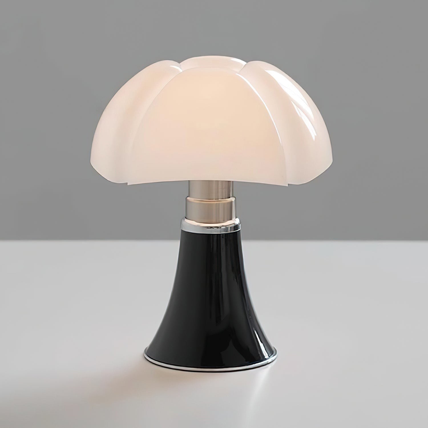 Mini Domed Cordless Table Lamp