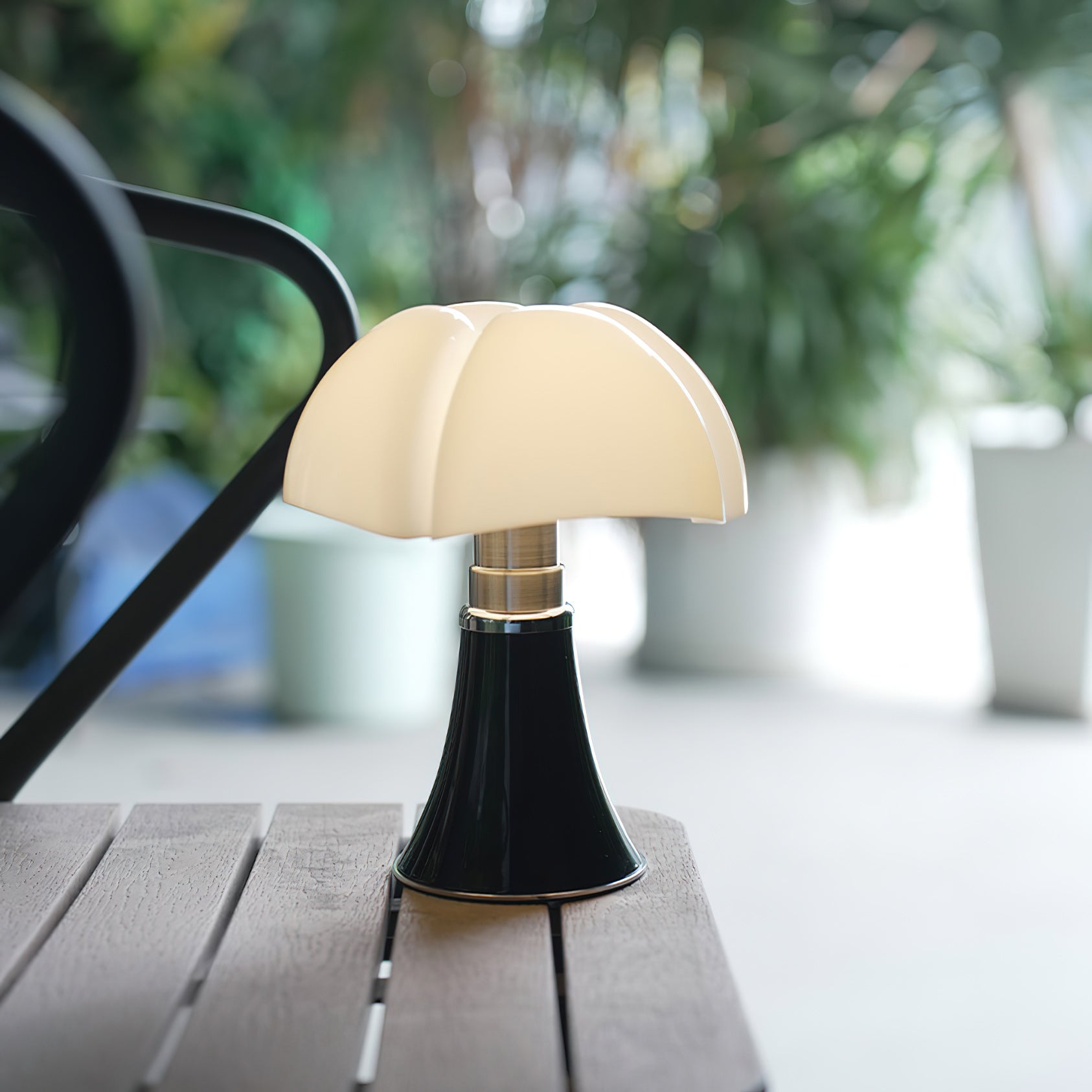 Mini Domed Cordless Table Lamp