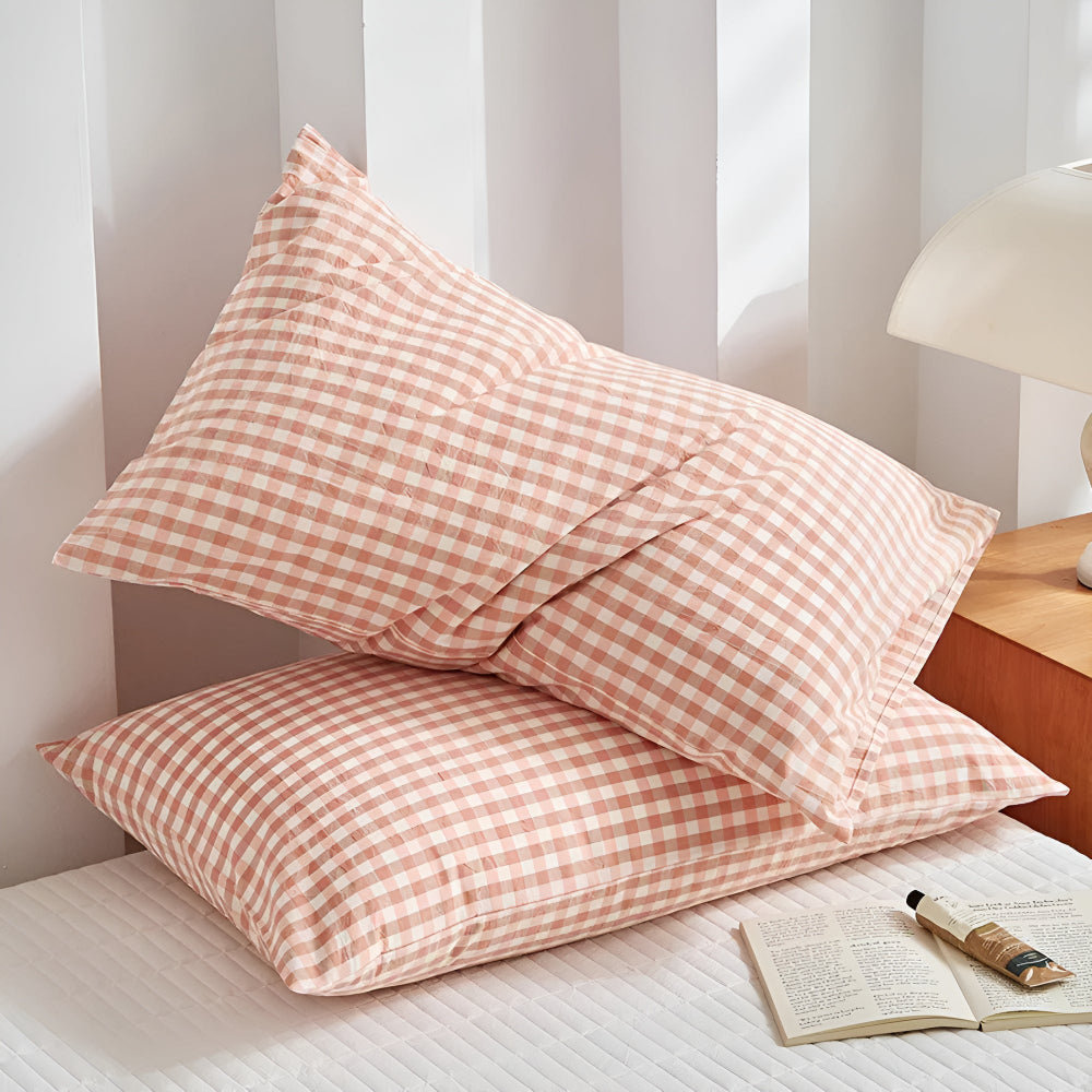 PlaidComfort: Checkered Pillowcase in Classic Design – Easy Care & Decorative for Living Areas (Set of 2)