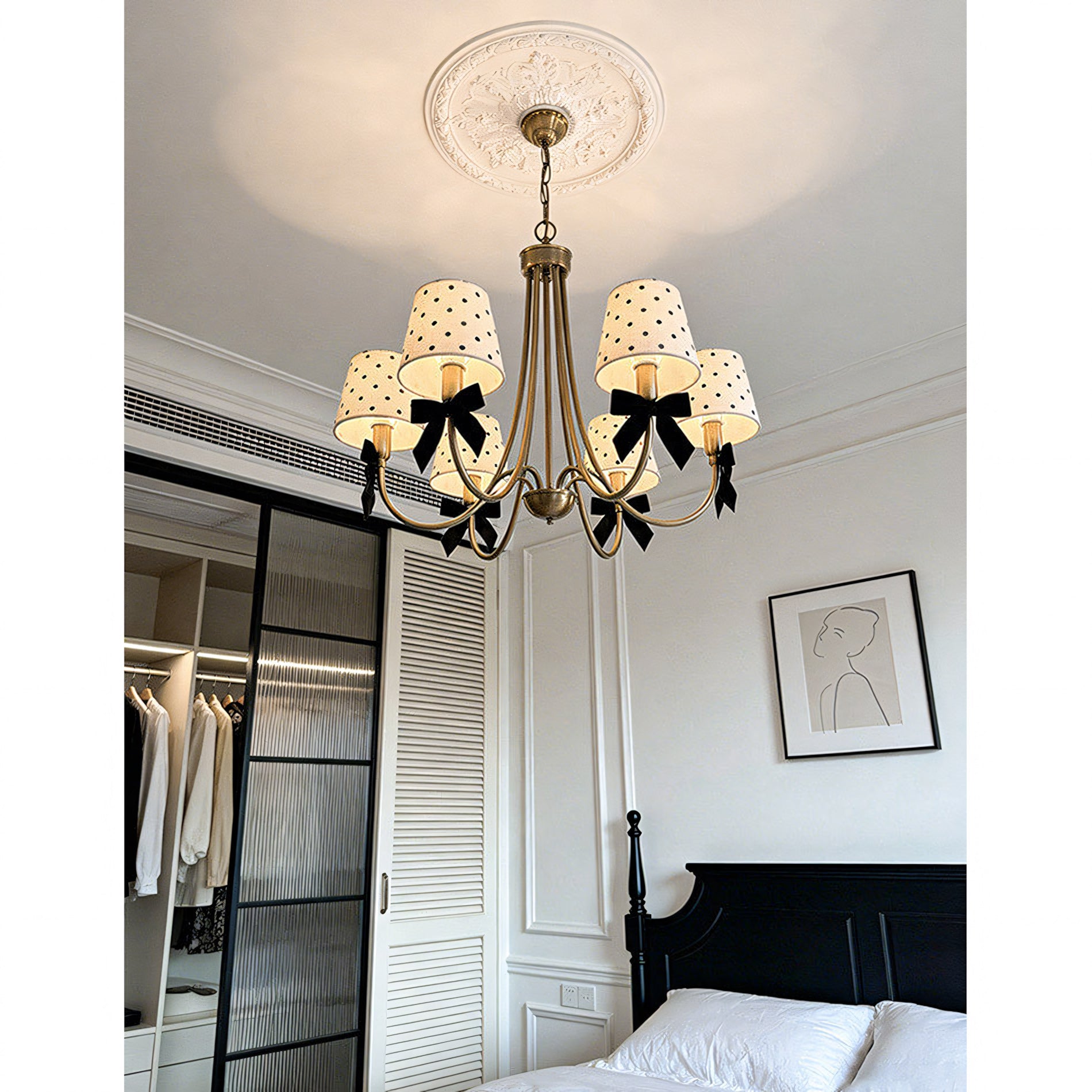 Poleka Bowknot 6-Light Chandelier