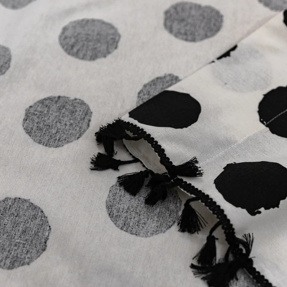 PolkaCharme: Modern Curtain with Polka Dot Pattern & Tassels – Stylish for Sleeping Areas