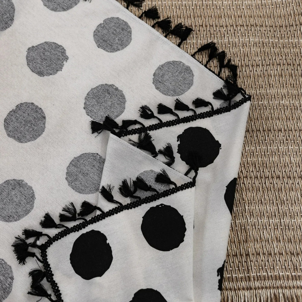 PolkaCharme: Modern Curtain with Polka Dot Pattern & Tassels – Stylish for Sleeping Areas