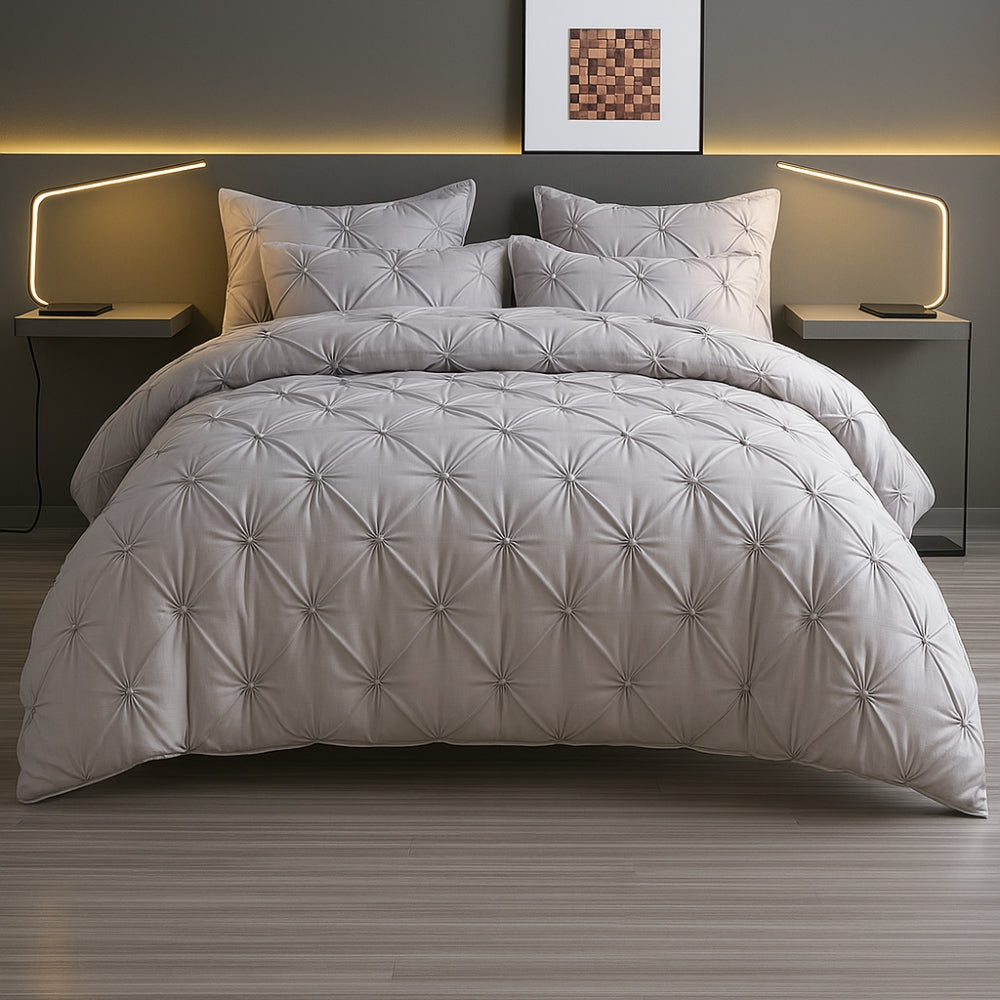 PriseTraum: Modern Duvet Cover Set – Comfortable, Durable & Decorative with Elegant Pleats for Bedrooms