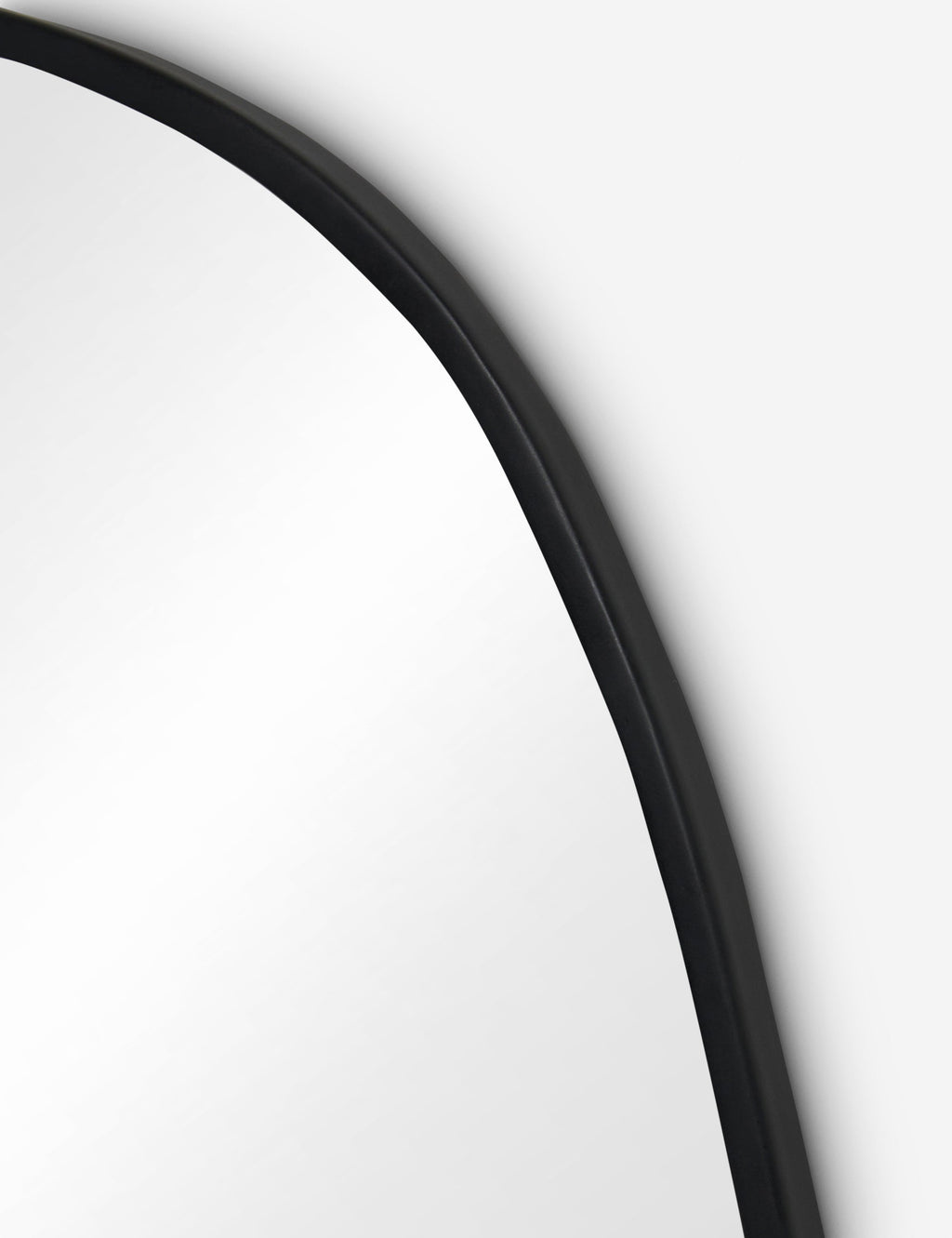 Palo Puddle Mirror | Slim Frame, Organic Shape
