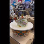 RetroSplash: Enamel Teapot with Classic Look & Robust Design – Perfect for Kitchen & Guests