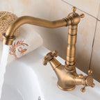 RetroFlow: Vintage Sink Faucet in Antique Design – Stylish Tap for Nostalgic Bathrooms