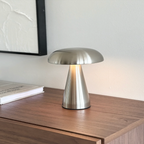 RetroGlow: USB Table Lamp in Vintage Style – LED Nightstand Lamp for Bedroom & Office
