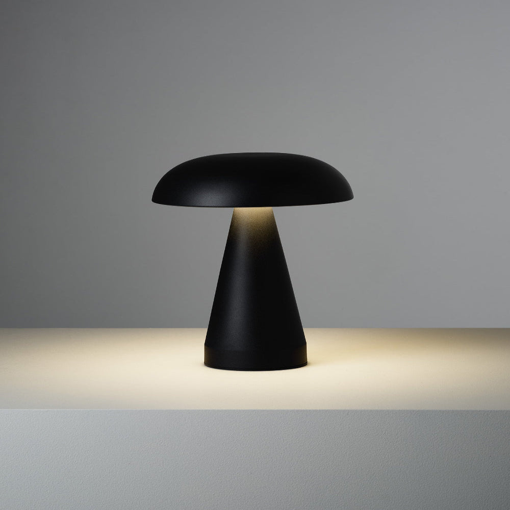 RetroGlow: USB Table Lamp in Vintage Style – LED Nightstand Lamp for Bedroom & Office