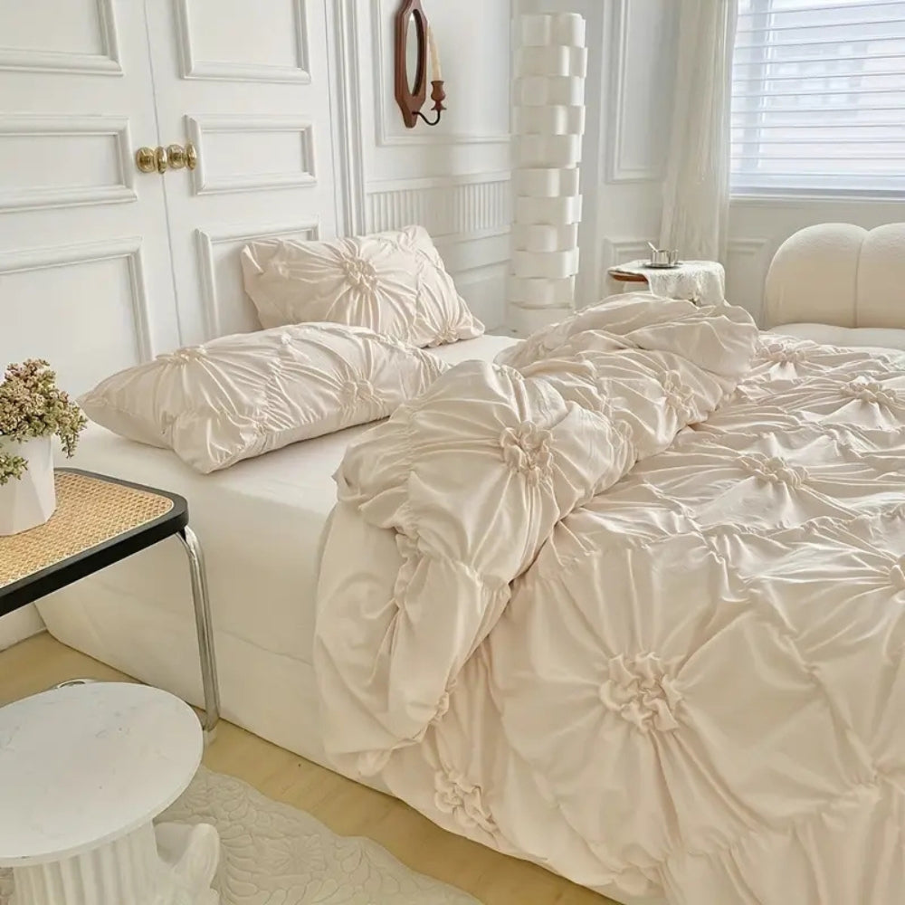 RosenMagic: Modern Duvet Cover Set – Comfortable, Durable & Decorative with Pleat and Flower Details