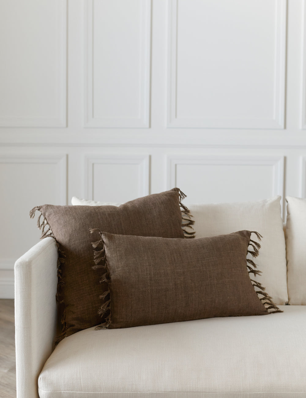 Brio Linen Pillow | Handmade with Tasseled Ends
