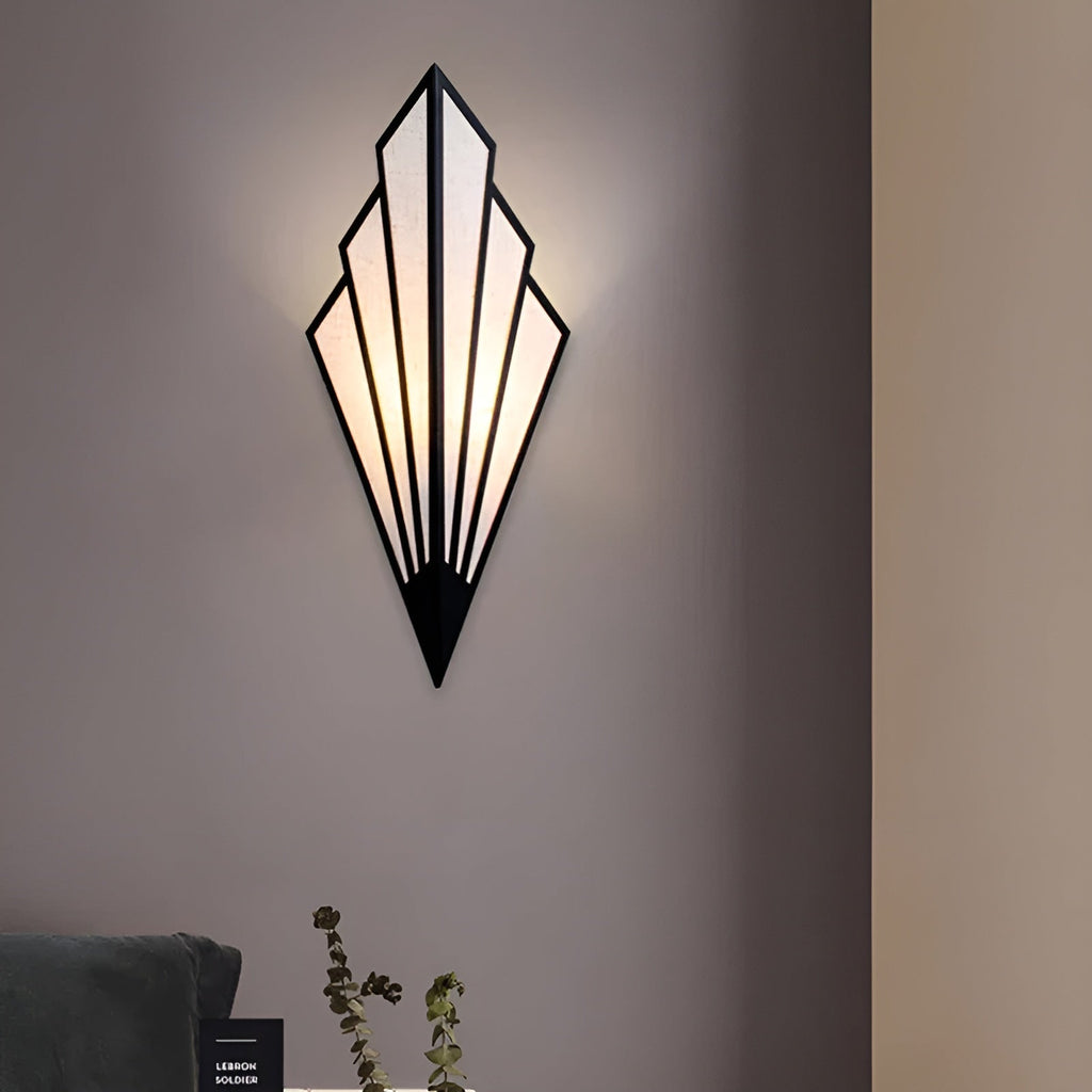Sculptural LED Wall Light - Elegant Modern Sconce for Home Decor
