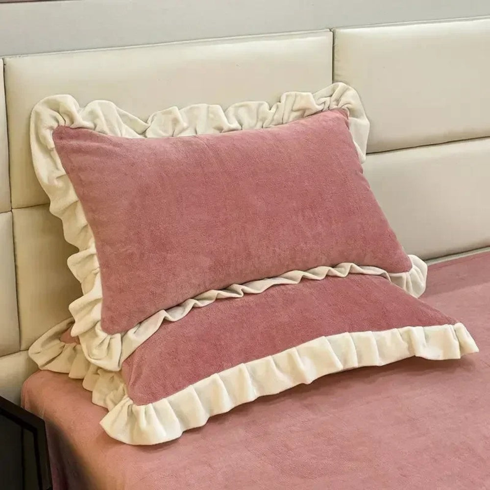 Ruffled Blossom: Pillowcase in Pastel – Romantic & Comfortable for Bedroom & Guest Room (1 Piece)