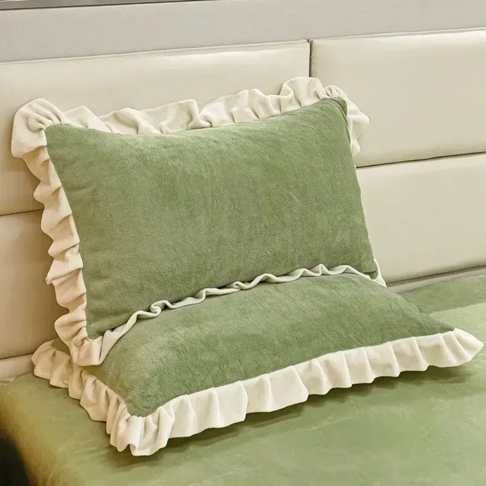 Ruffled Blossom: Pillowcase in Pastel – Romantic & Comfortable for Bedroom & Guest Room (1 Piece)