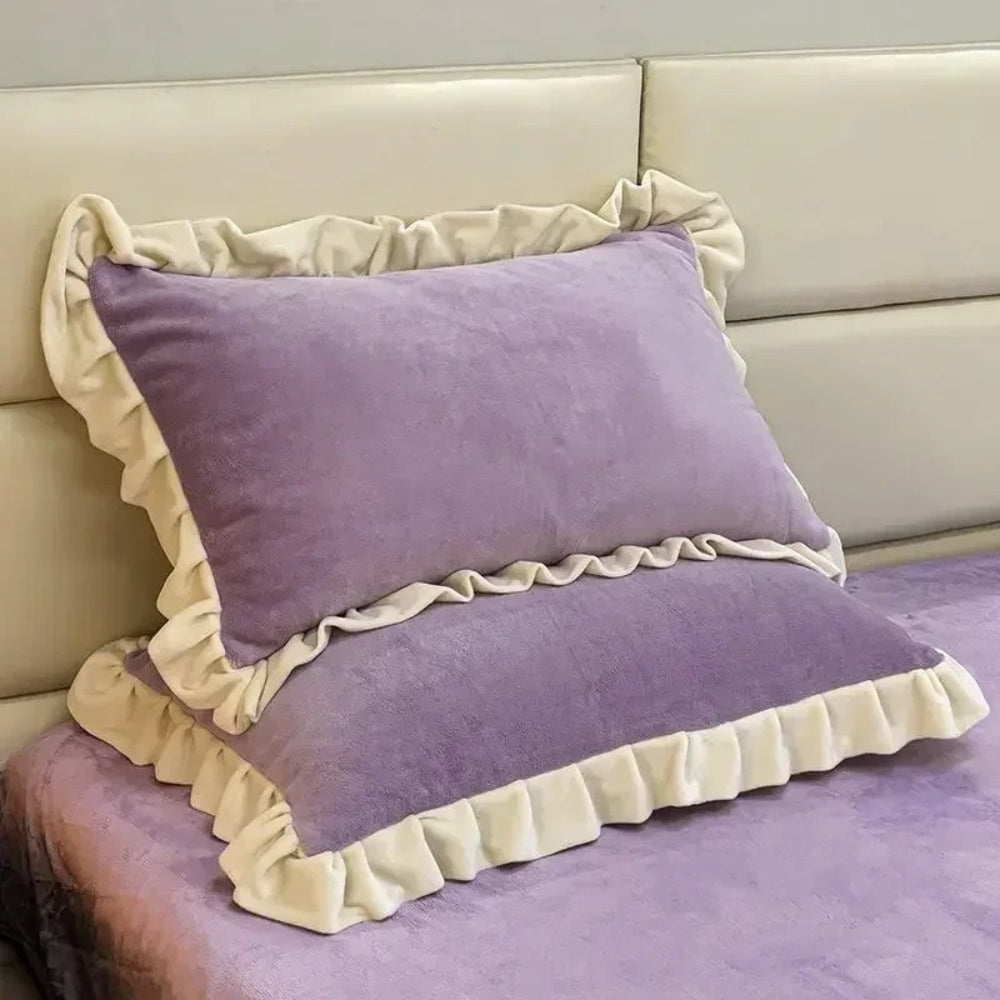 Ruffled Blossom: Pillowcase in Pastel – Romantic & Comfortable for Bedroom & Guest Room (1 Piece)