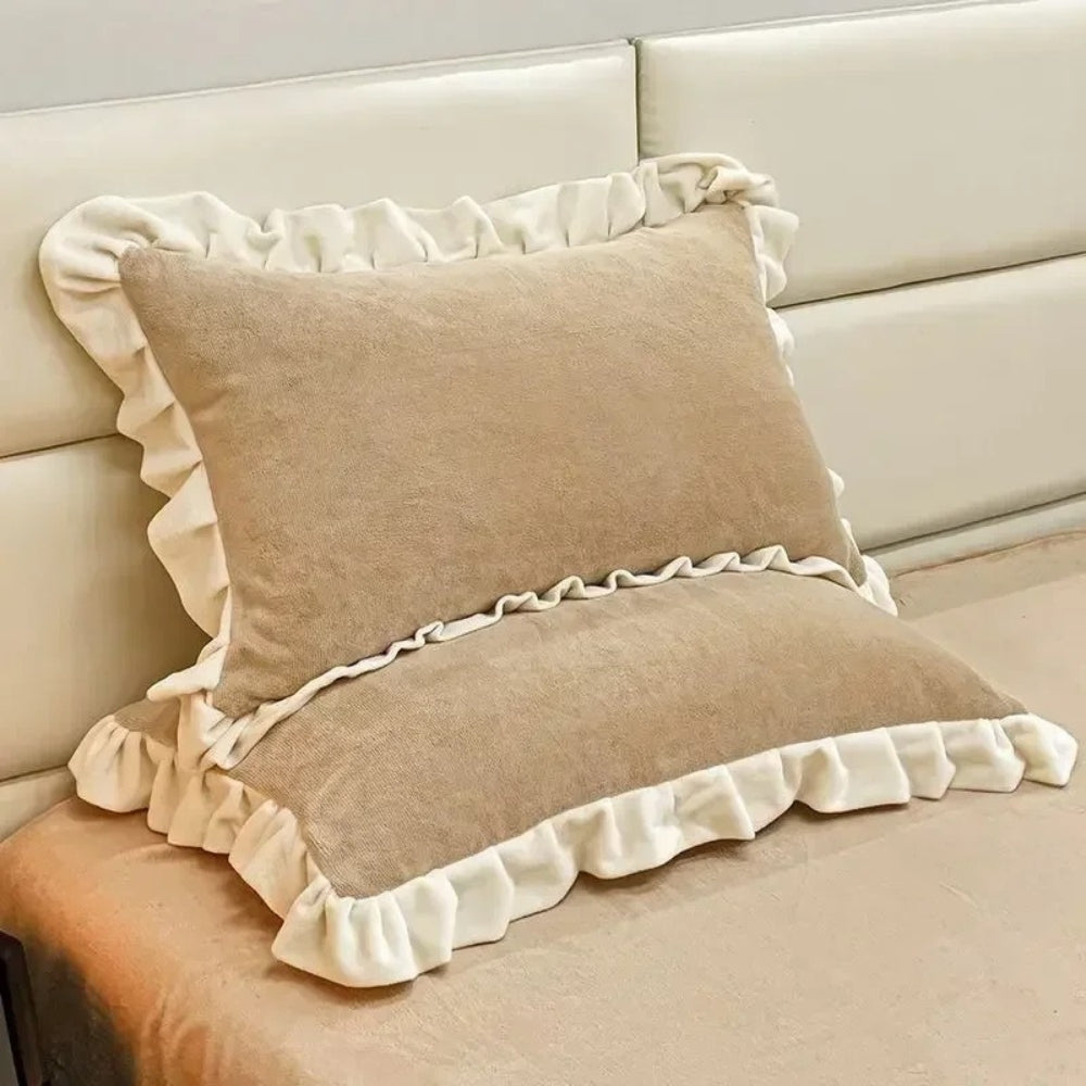 Ruffled Blossom: Pillowcase in Pastel – Romantic & Comfortable for Bedroom & Guest Room (1 Piece)