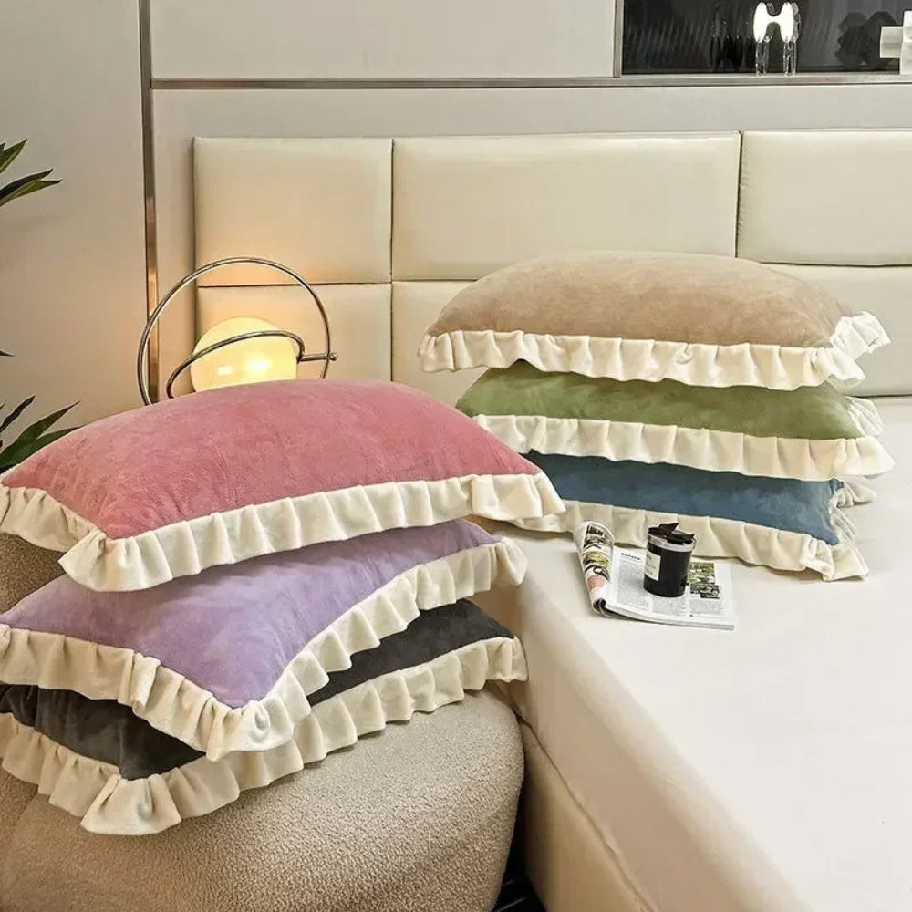 Ruffled Blossom: Pillowcase in Pastel – Romantic & Comfortable for Bedroom & Guest Room (1 Piece)