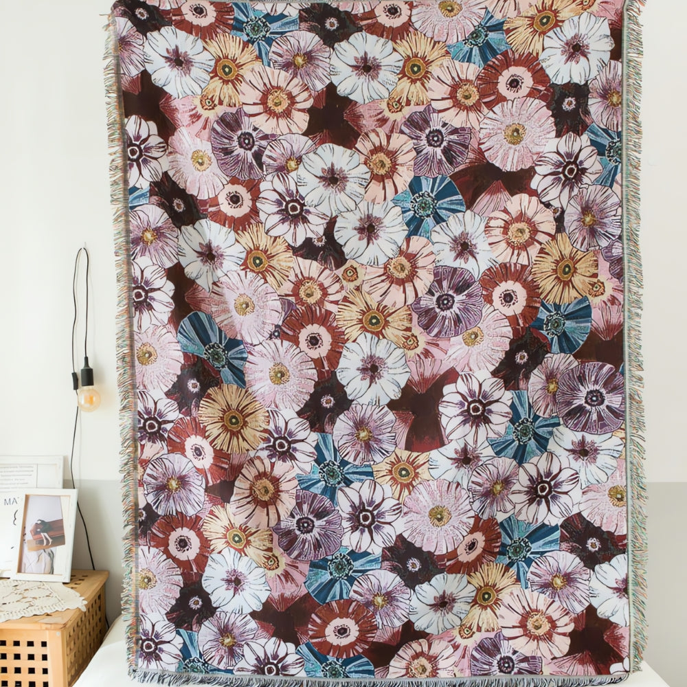 Rustikaura: Cotton blankets in classic floral design with woven texture & charming fringes – for sofa & bed
