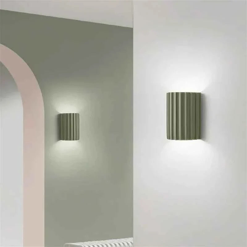 Belo Resin Wall Lamp | Ribbed Design, Soft Ambient Lighting
