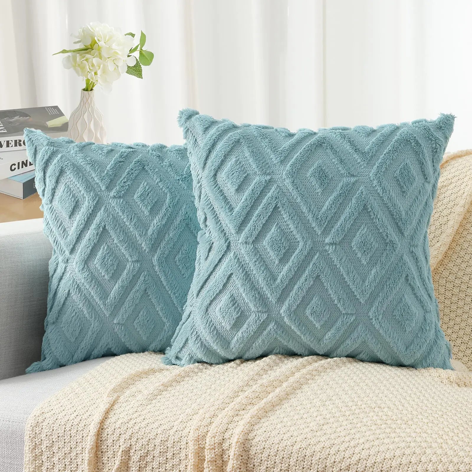 Elarina - Christmas Throw Pillow Decorative Cushion Set of 2