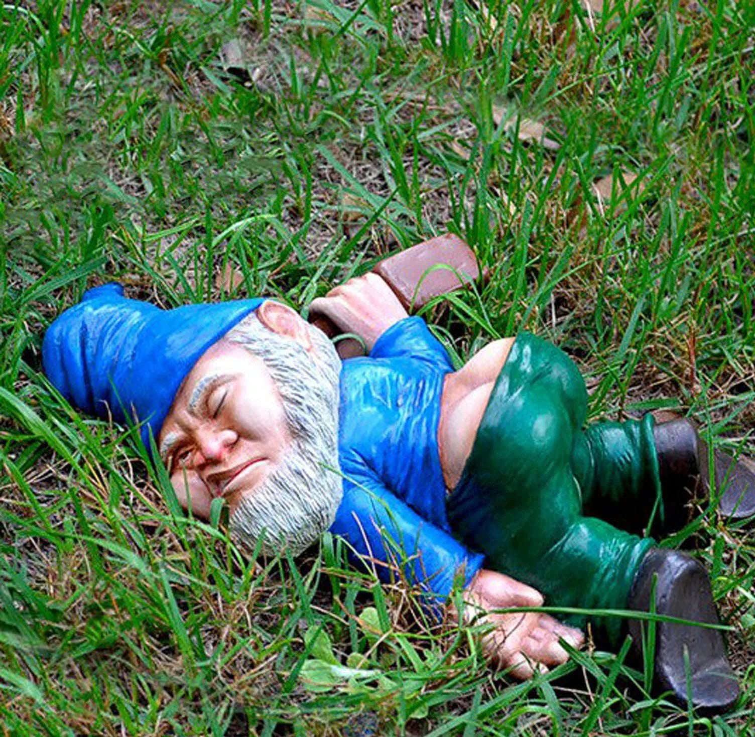 Talaria - Hilarious Drunken Garden Gnome Made of Weatherproof Resin for Indoor and Outdoor Use