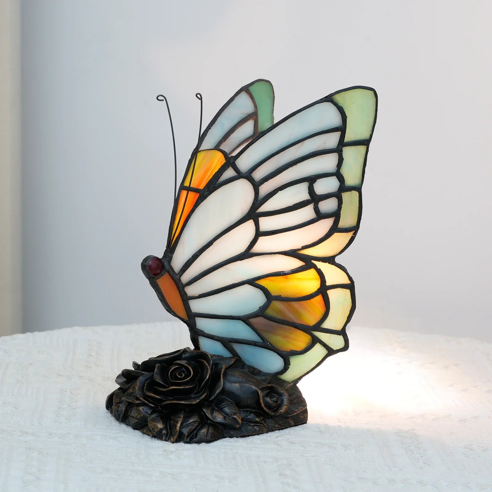 Zyrelis - Vintage Glass Table Lamp Butterfly Design