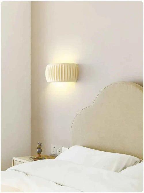 Bello Wall Lamp | Textured Resin, Up & Down Lighting