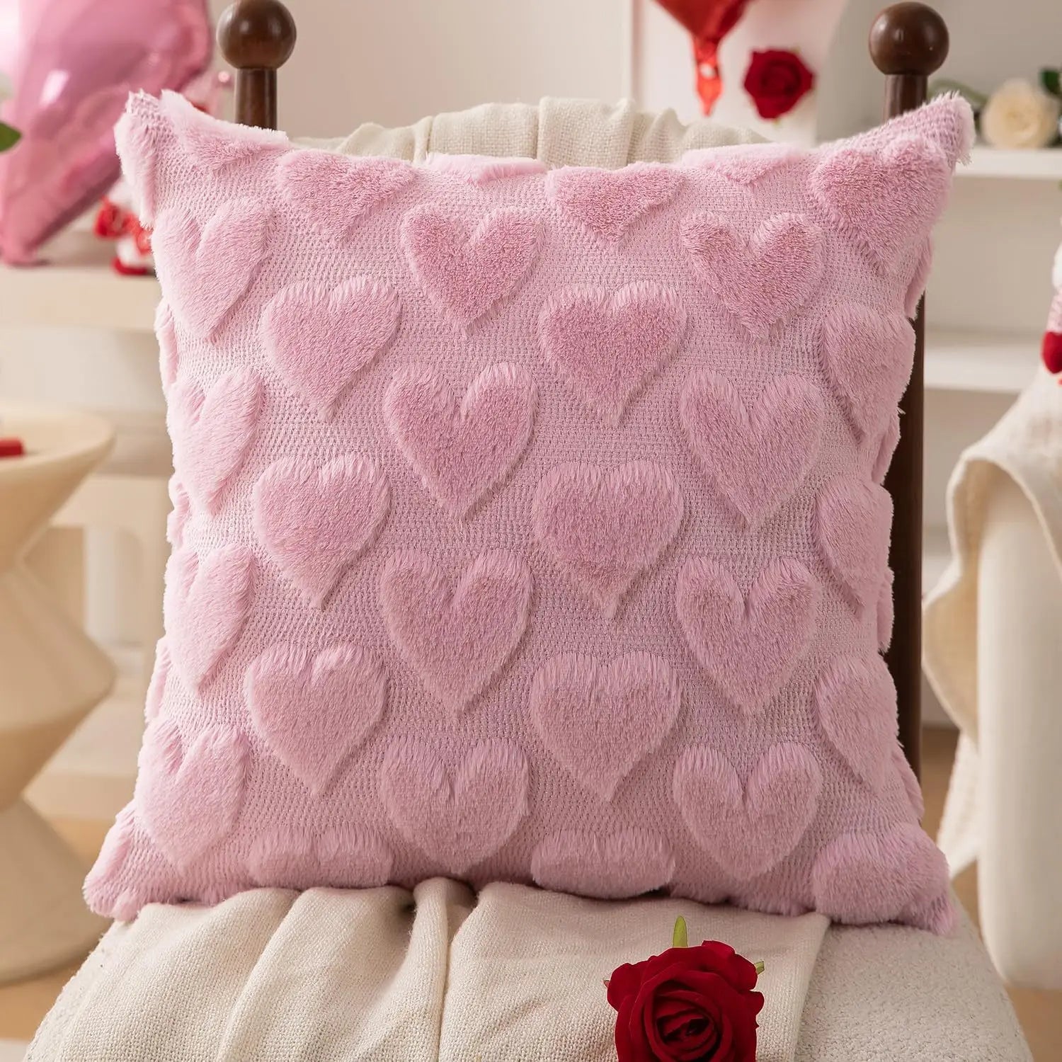 Roselinde – Pink Heart Decorative Pillow 30x40CM