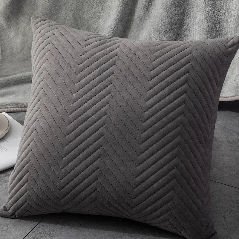 Lunaveria - Velvet Decorative Pillow Cover 45x45 Cm
