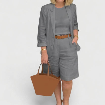 Elegant Two-Piece Suit for Women Short-Sleeve Blazer Shorts