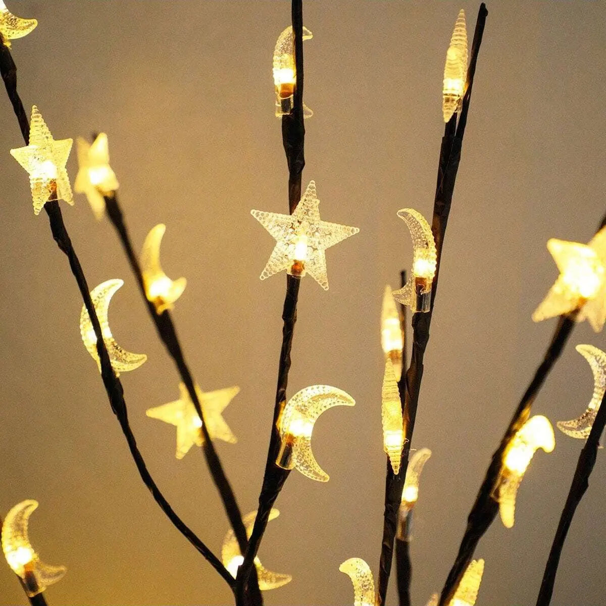 Nyelira – LED Roof Light with Stars and Moons on Battery