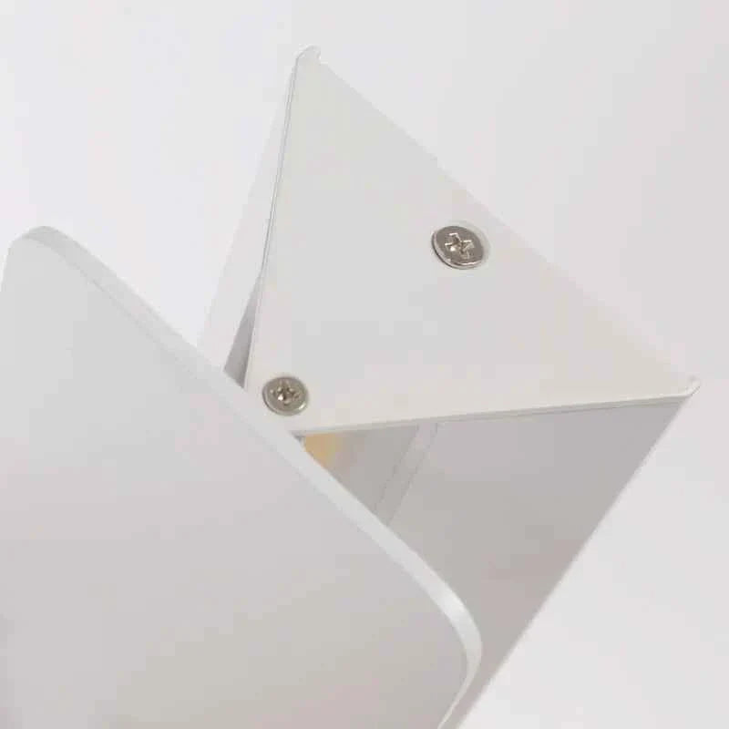 Belo LED Wall Lamp | Minimalist Aluminium Design, Energy Efficient