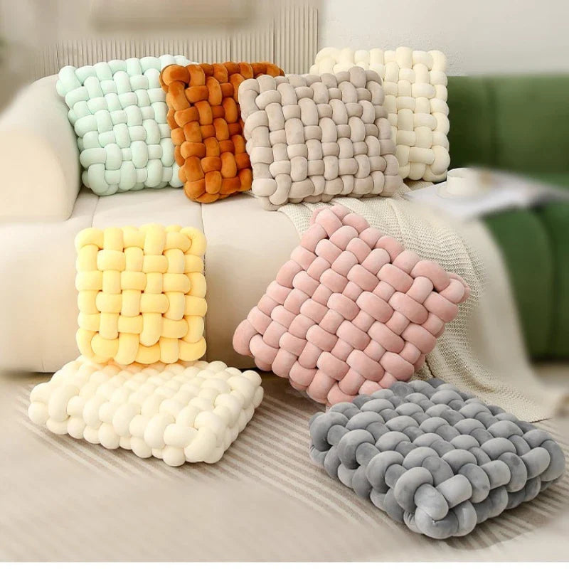 Alvèra – Woven Knot Decorative Pillow Square