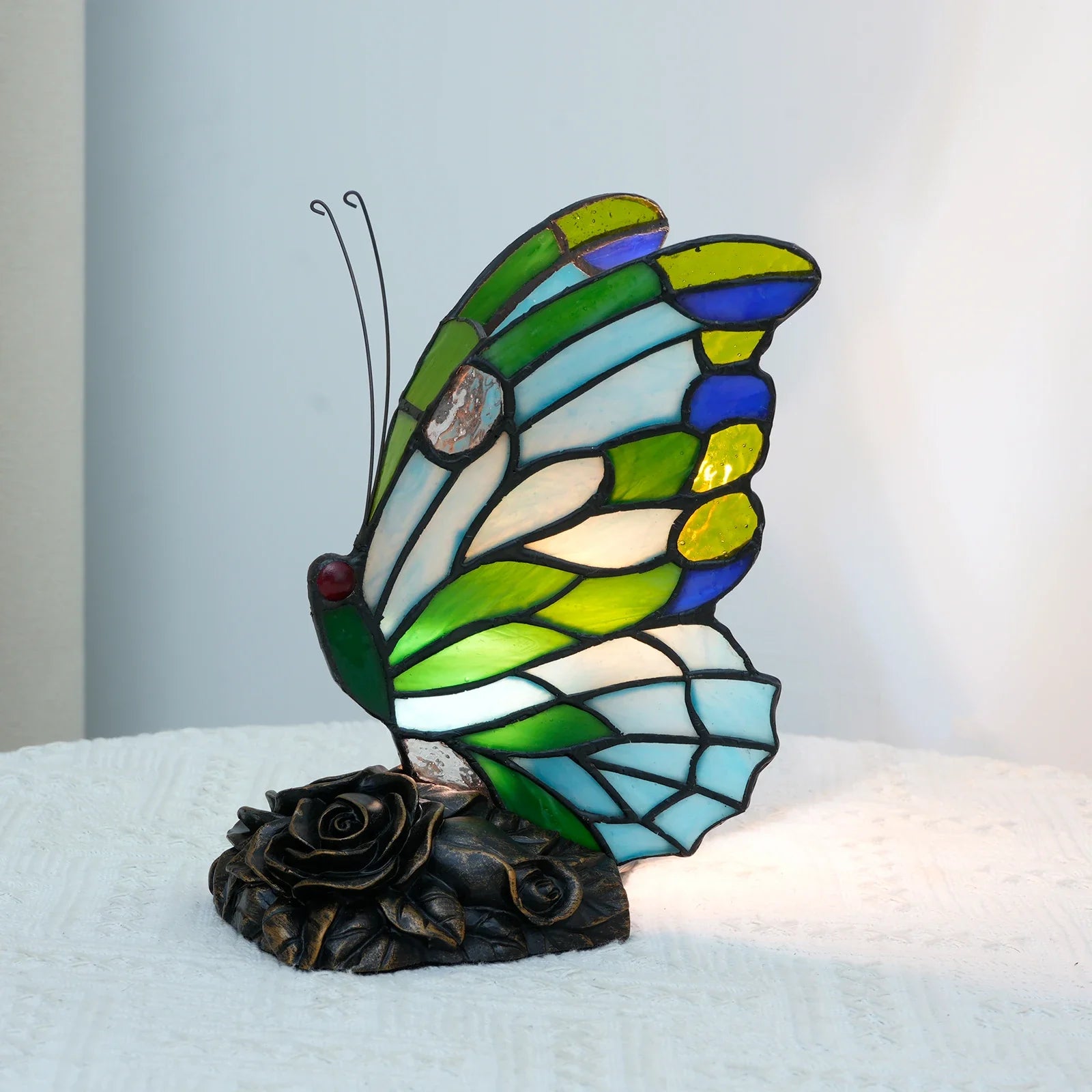 Zyrelis - Vintage Glass Table Lamp Butterfly Design